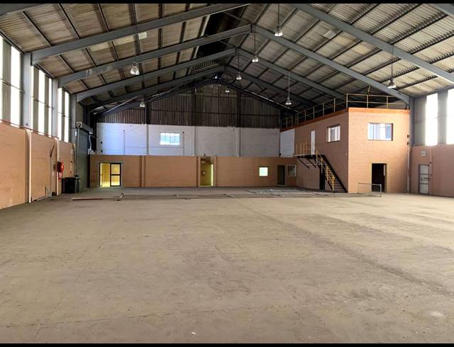 2,000M² FACTORY TO LET IN BEACONVALE